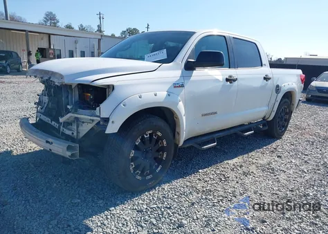 2012 Toyota Tundra Grade 5.7L V8 z USA, uszkodzony, nr VIN 5TFDW5F18CX255004